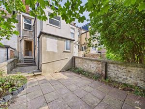 Photo 28- click for photo gallery